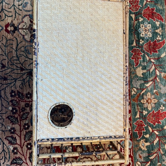 Chinoiserie Bamboo Breakfast Bed Tray with Magazine Rack and Cup Holder - Picture 4 of 7